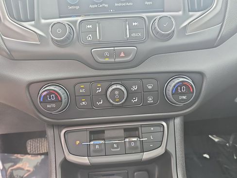 Certified 2024 GMC Terrain AT4 AWD/4WD image 26