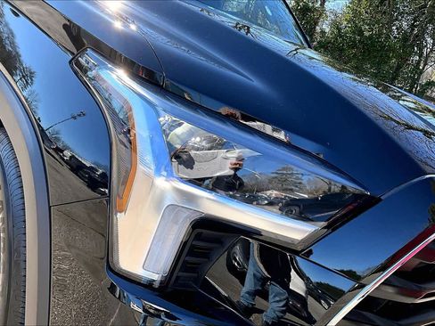 Used 2025 Toyota Sequoia Limited image 27