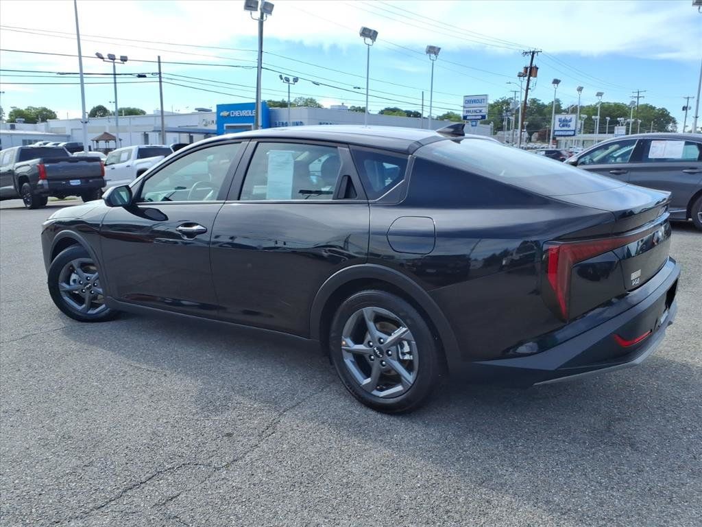 Used 2025 Kia K4 FWD image 6