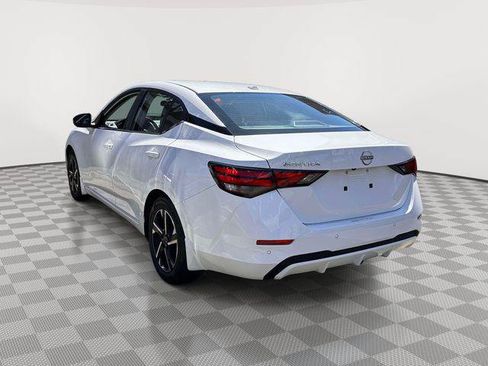 Used 2025 Nissan Sentra SV FWD image 4