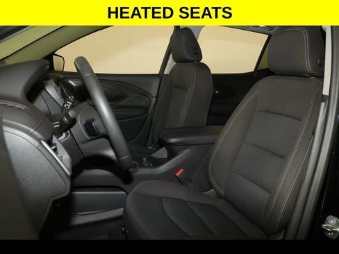 Used 2023 GMC Terrain SLE w/ Driver Convenience Package image 4