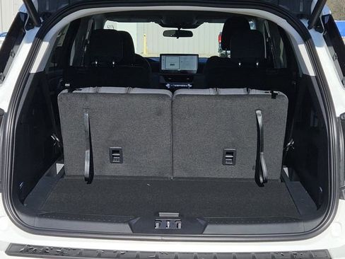 New 2026 Ford Explorer Active image 11