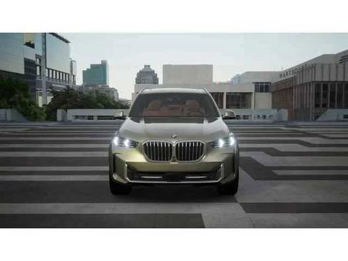 New 2026 BMW X5 sDrive40i w/ Climate Comfort Package RWD image 3