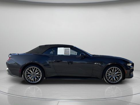 Used 2024 Ford Mustang GT Premium image 2