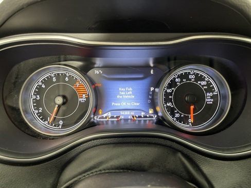 Used 2019 Jeep Cherokee Limited AWD/4WD image 20