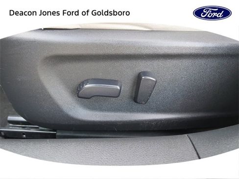 Used 2022 Nissan Altima 2.5 SV image 15