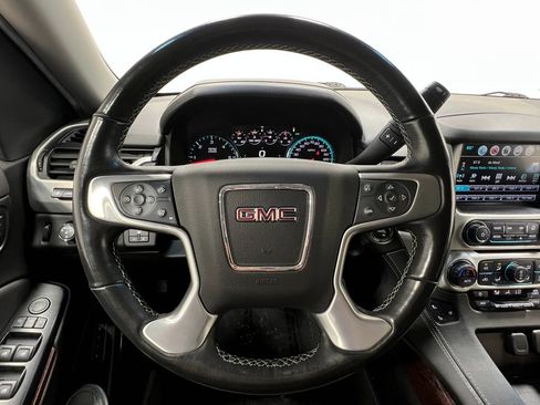 Used 2019 GMC Yukon XL SLT w/ Graphite Performance Edition AWD/4WD image 25