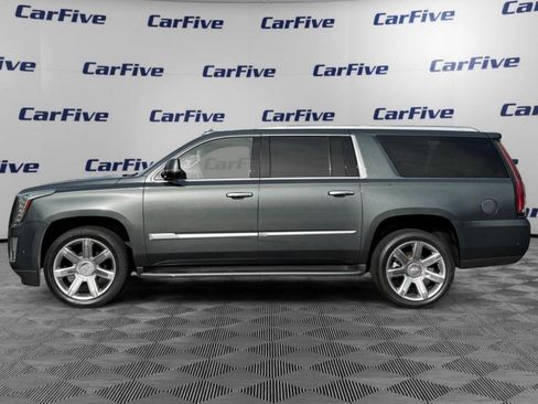 Used 2020 Cadillac Escalade ESV Luxury image 2