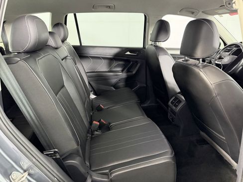 Used 2022 Volkswagen Tiguan SE image 28