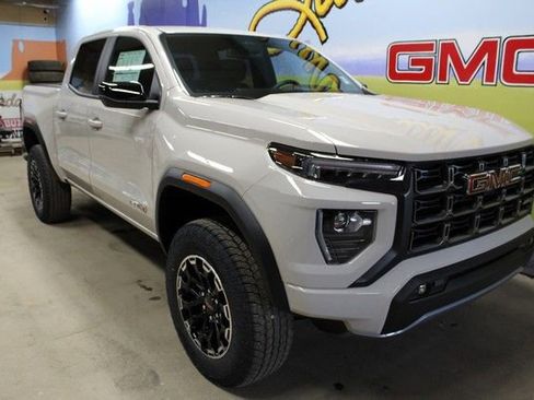 New 2026 GMC Canyon AT4 image 3