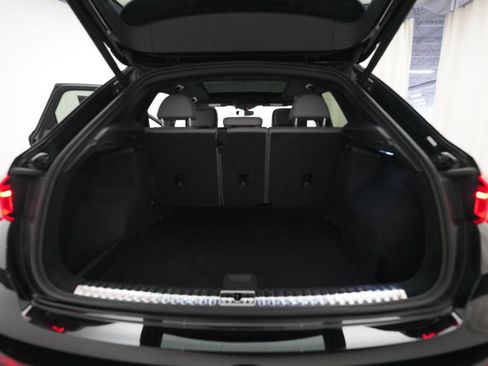 Used 2019 Audi Q3 2.0T Prestige w/ Prestige Package AWD/4WD image 9
