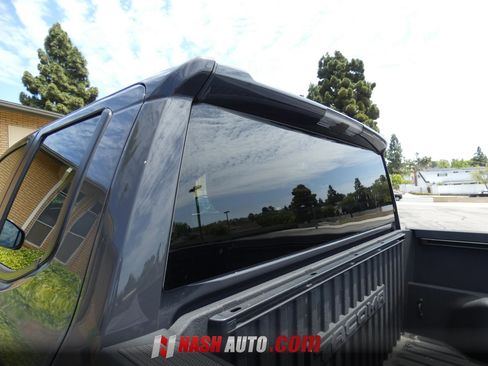 Used 2025 Toyota Tacoma TRD Sport AWD/4WD image 31