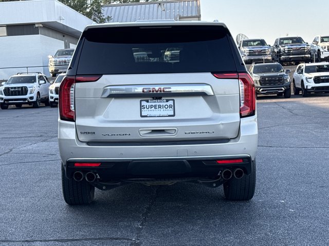 Used 2021 GMC Yukon Denali w/ Denali Premium Package AWD/4WD image 4