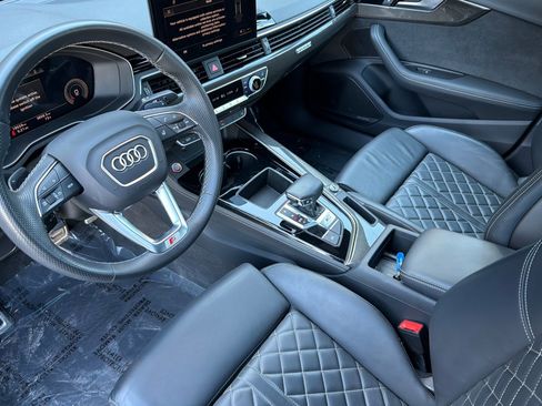 Used 2023 Audi S4 Premium Plus w/ Premium Plus Package AWD/4WD image 9