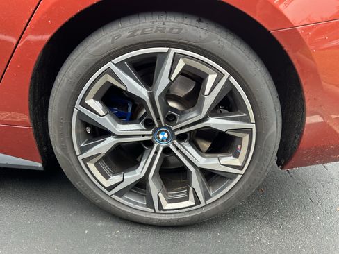 Used 2024 BMW i4 eDrive35 w/ M Sport Package RWD image 13