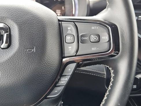 Used 2025 RAM 3500 Limited AWD/4WD image 37