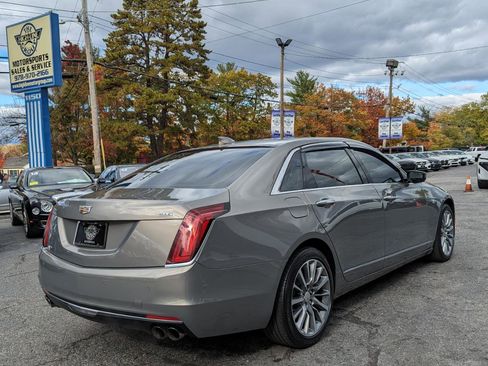 Used 2018 Cadillac CT6 Luxury AWD/4WD image 7