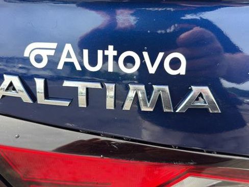 Used 2024 Nissan Altima 2.5 SR FWD image 30