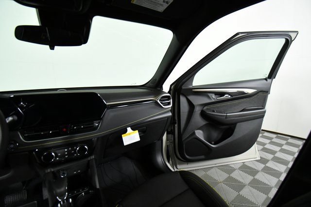 New 2026 Chevrolet TrailBlazer ACTIV AWD/4WD image 20