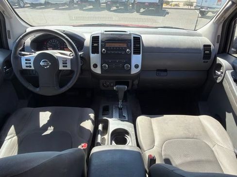 Used 2014 Nissan Xterra X AWD/4WD image 8