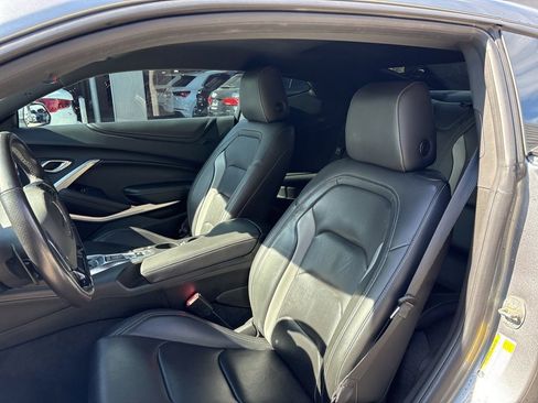 Used 2019 Chevrolet Camaro LT image 13