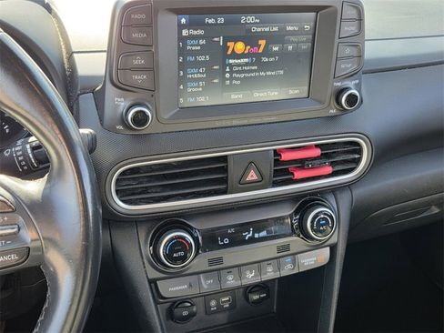 Used 2019 Hyundai Kona Limited image 16