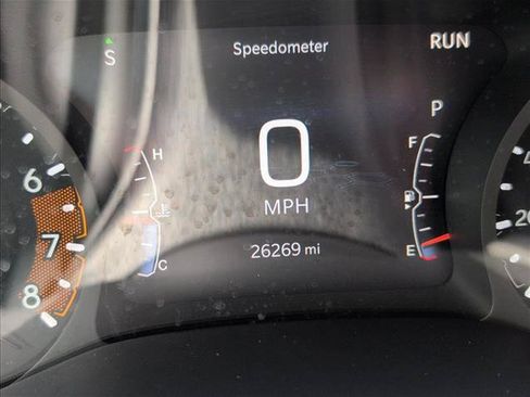 Used 2025 Jeep Compass Latitude AWD/4WD image 17