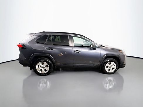 Certified 2021 Toyota RAV4 LE AWD/4WD image 8