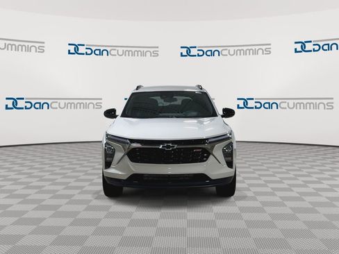 New 2026 Chevrolet Trax RS w/ Driver Confidence Package image 3