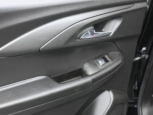 Used 2023 Chevrolet TrailBlazer LT FWD image 22