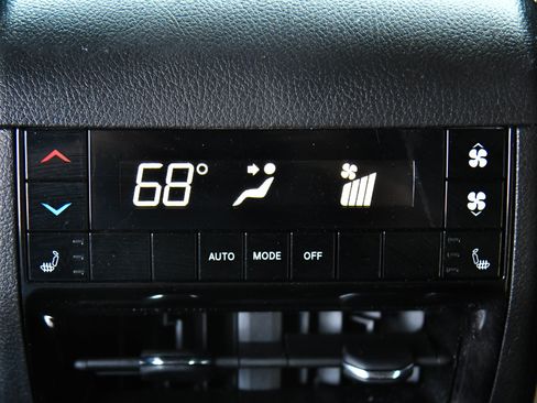 Used 2024 Jeep Grand Cherokee L Limited w/ Luxury Tech Group II AWD/4WD image 50