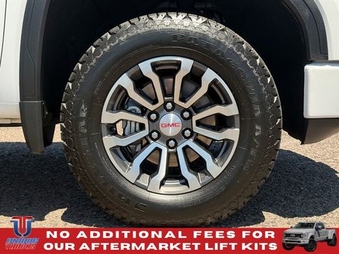 Used 2021 GMC Sierra 1500 AT4 w/ AT4 Value Package AWD/4WD image 6