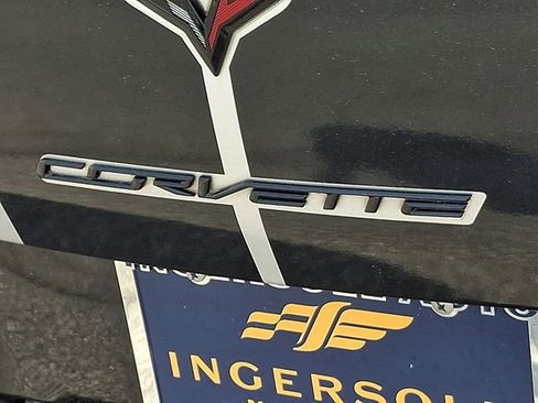 Used 2019 Chevrolet Corvette Grand Sport w/ Carbon Flash Badge Package image 31