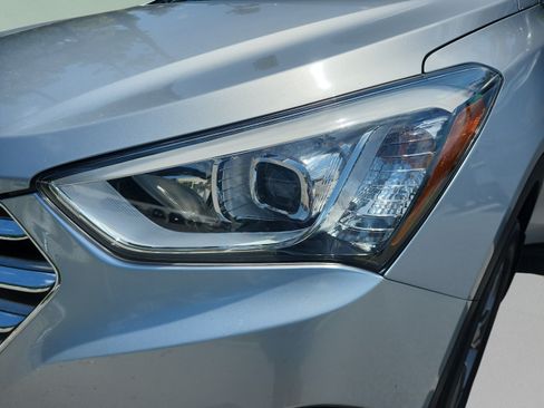 Used 2014 Hyundai Santa Fe GLS FWD image 29