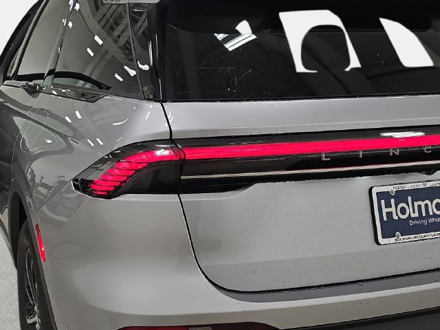 New 2026 Lincoln Nautilus Premier AWD/4WD image 30