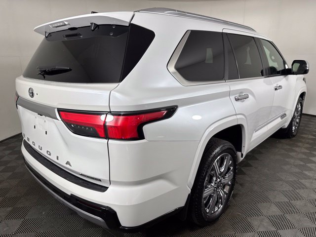 Used 2026 Toyota Sequoia Capstone AWD/4WD image 3