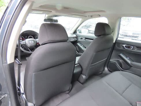 Used 2023 Honda Civic EX image 13