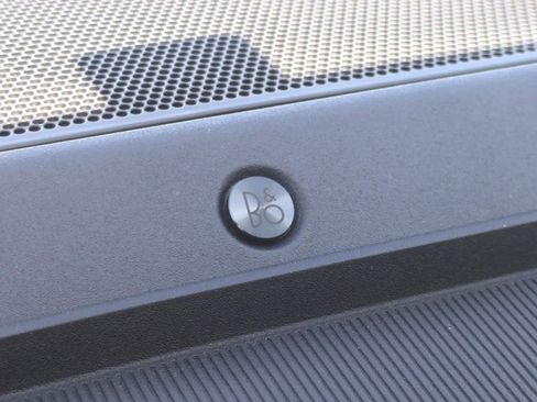 Used 2024 Ford Expedition Platinum image 31