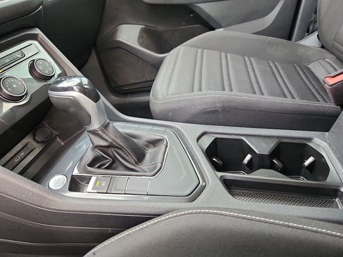Used 2022 Volkswagen Tiguan S FWD image 20