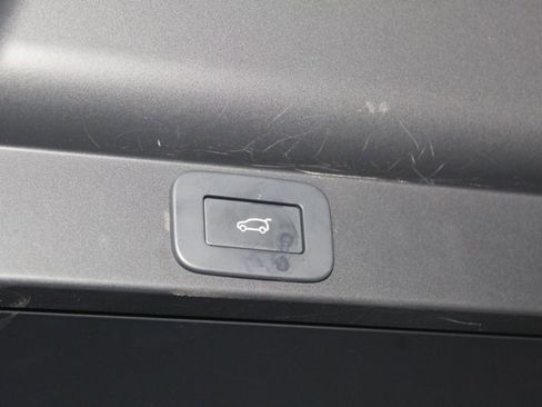 Used 2024 Land Rover Range Rover Autobiography AWD/4WD image 13