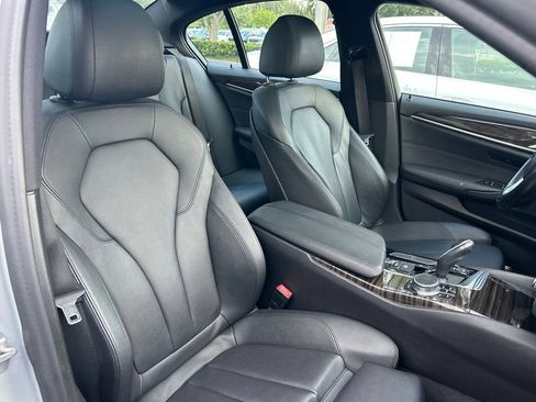 Used 2019 BMW 530i w/ Convenience Package RWD image 46