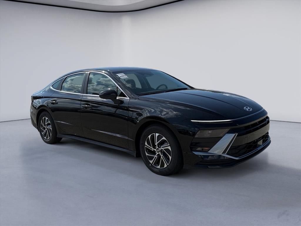 New 2026 Hyundai Sonata Blue FWD image 7