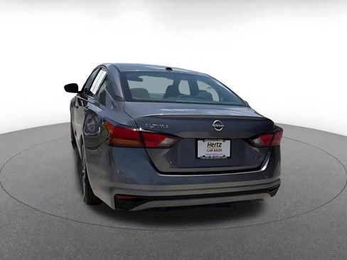 Used 2026 Nissan Altima 2.5 SV FWD image 10