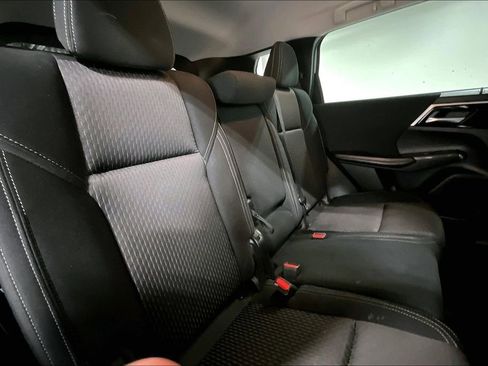 Used 2022 Mitsubishi Outlander ES FWD image 35