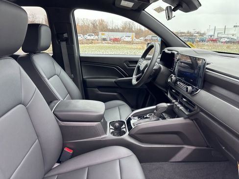 New 2026 Chevrolet Colorado W/T w/ WT Custom Package image 31