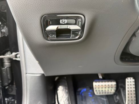 New 2026 Mercedes-Benz E 53 AMG e 4MATIC Sedan image 26