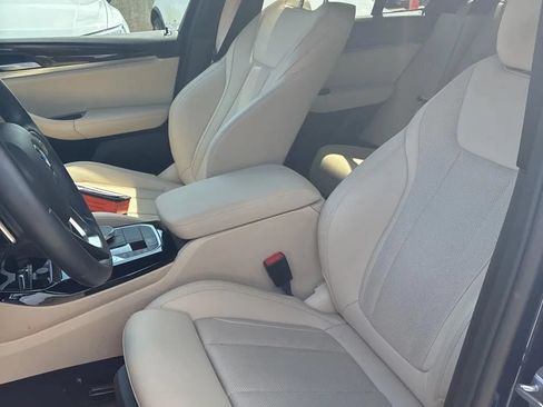 Used 2022 BMW X3 xDrive30i w/ Convenience Package AWD/4WD image 2