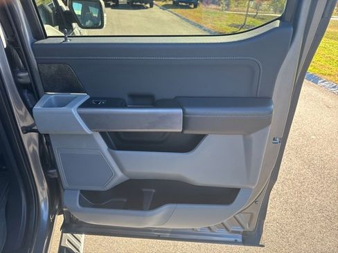 Used 2021 Ford F150 XLT w/ Equipment Group 302A High image 13