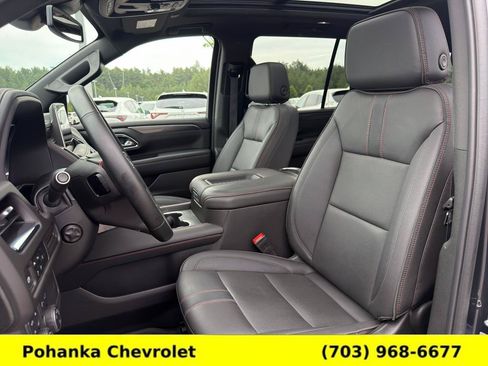 Used 2024 Chevrolet Tahoe RST w/ Luxury Package AWD/4WD image 19