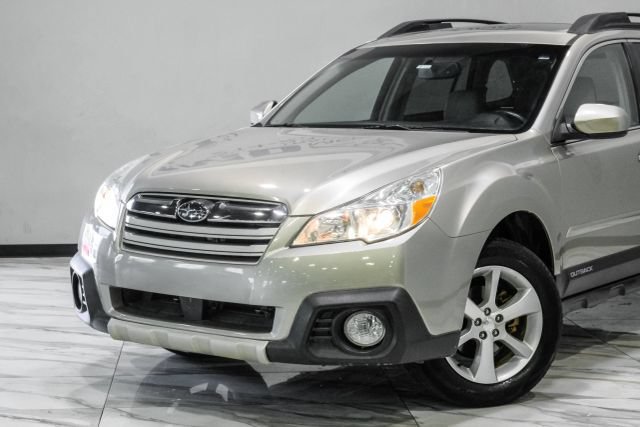 Used 2014 Subaru Outback 2.5i Limited AWD/4WD image 7